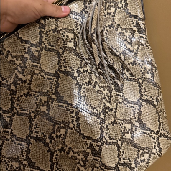Nine West Faux Snakeskin pattern - Picture 2 of 3